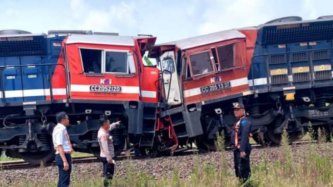 Tabrakan Kereta Babaranjang