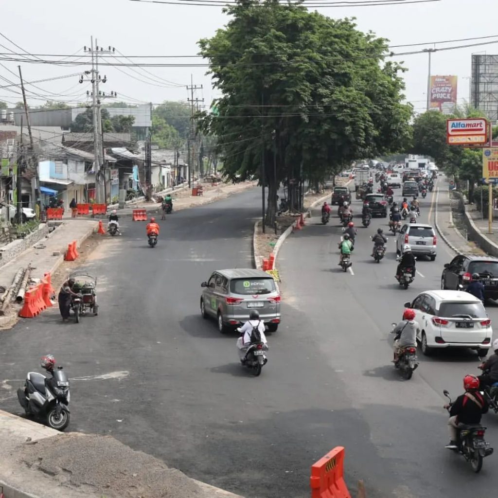 Jalan Pertigaan Aloha Bebas Macet Usai Dilebarkan