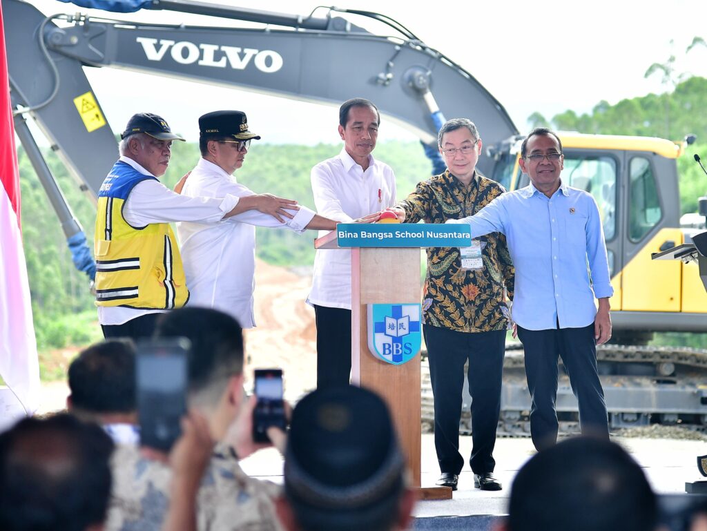 Presiden Jokowi Resmikan Peletakan Batu Pertama Bina Bangsa School Nusantara di IKN