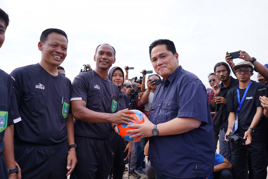 Hadiri Piala Bola Pantai Indonesia, Erick Thohir Soroti Potensi Sportainment