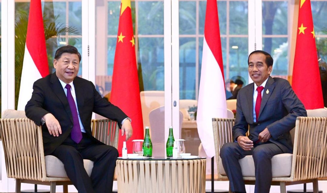 Presiden Joko Widodo atau Jokowi melakukan pertemuan bilateral dengan Presiden China Xi Jinping di Hotel The Apurva Kempinski Bali, Rabu 16 November 2022. (Foto: Liputan6.com)