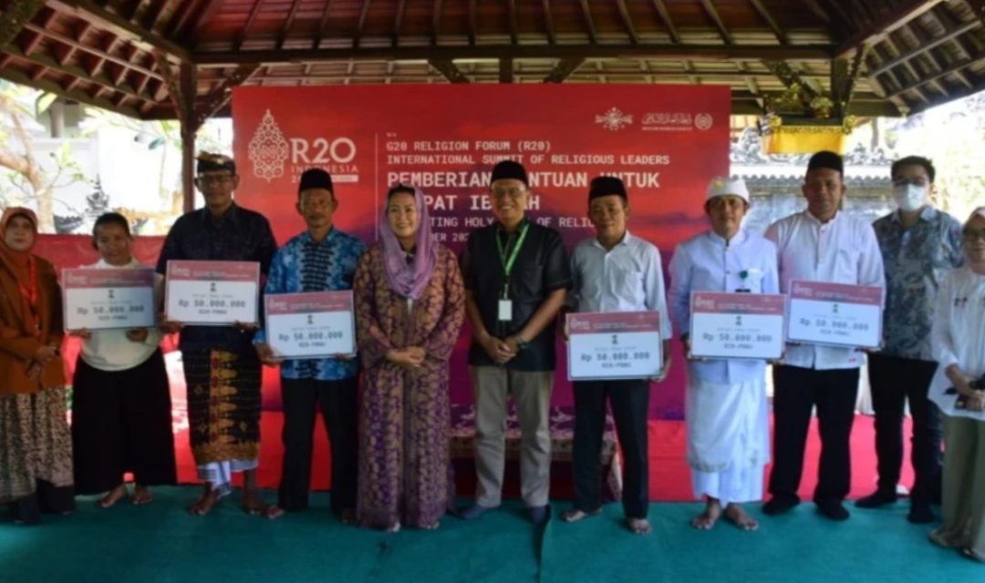 Tanda Kasih PBNU untuk 6 Rumah Ibadah di Bali