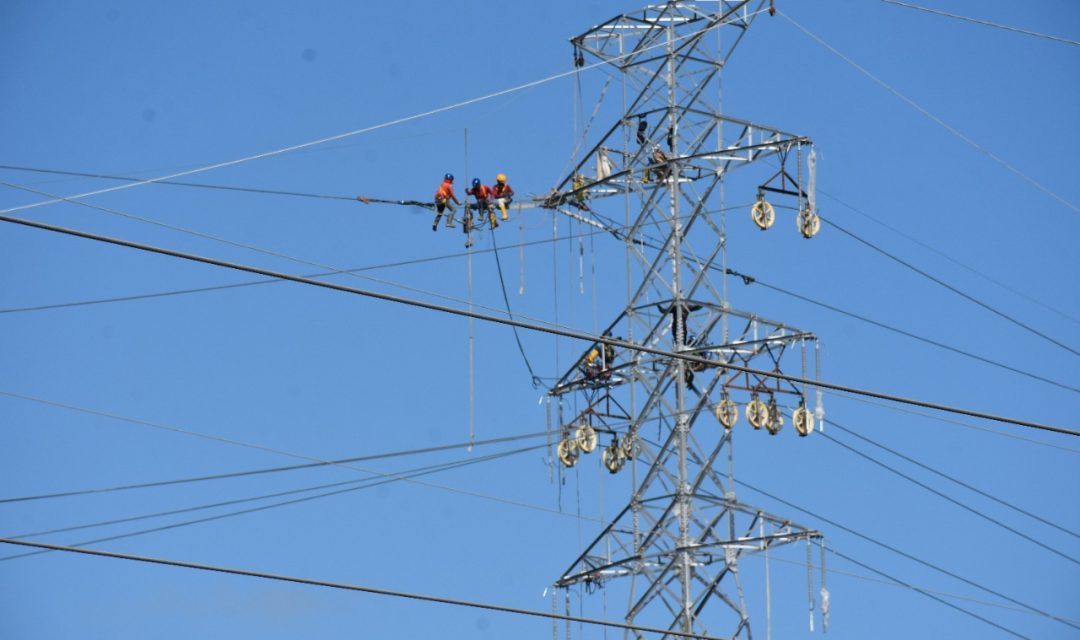 PLN Siapkan Pembangunan Transmisi Listrik Jawa-Bali