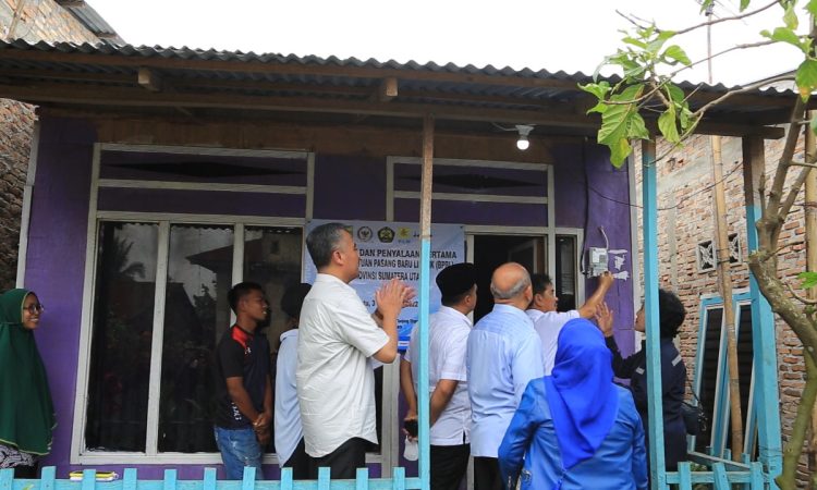 416 Rumah di Kabupaten Batu Bara Mendapat Bantuan Listrik PLN