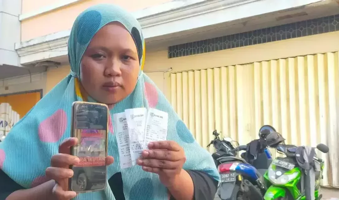 Ratnawati (31), warga Kecamatan Somba Opu, Kabupaten Gowa, Sulawesi Selatan, menjadi korban penipuan give away undian puluhan juta rupiah yang mencatut nama artis Baim Wong.