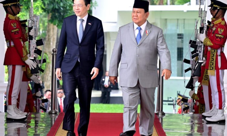 Presiden Prabowo Terima Kunjungan Perdana Menteri Singapura di Istana Merdeka