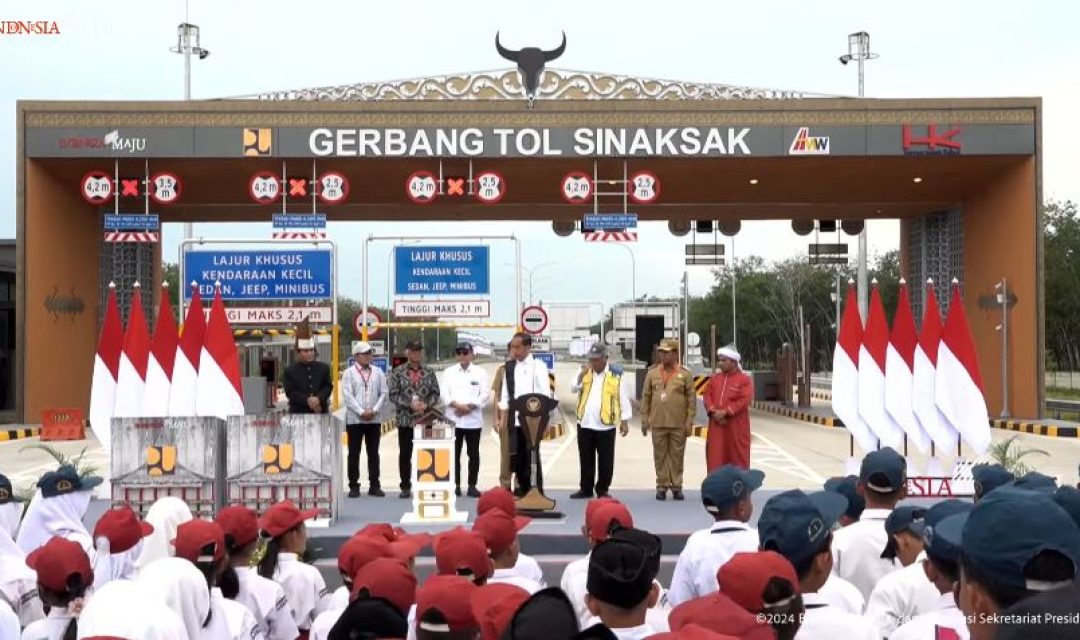 Presiden Jokowi Resmikan Ruas Tol Binjai-Langsa dan Kuala Tanjung-Tebing Tinggi-Parapat