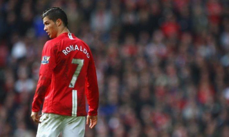 612934b1c704c-cristiano-ronaldo-saat-di-mu_665_374[1]