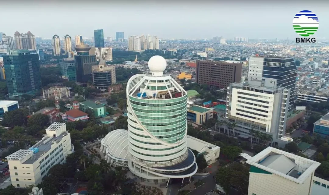 Ilustrasi BMKG memperkirakan musim hujan tahun ini bakal mundur. Foto: bmkg.go.id