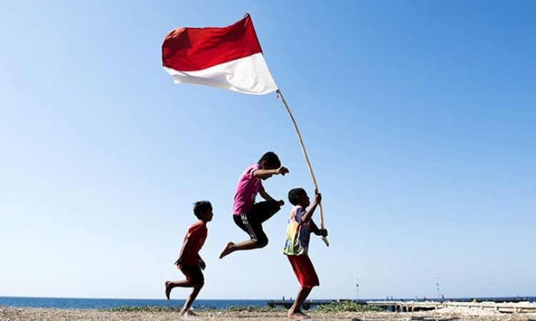 Ilustrasi Bendera Merah Putih (populer-world.com)