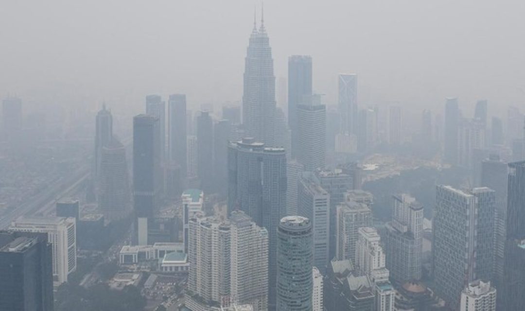 Ilustrasi kondisi udara buruk di Malaysia. (Foto: CNN Indonesia)