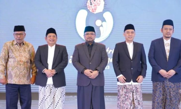 Menag merilis logo dan tema Hari Santri 2023. (Foto: Intipseleb)