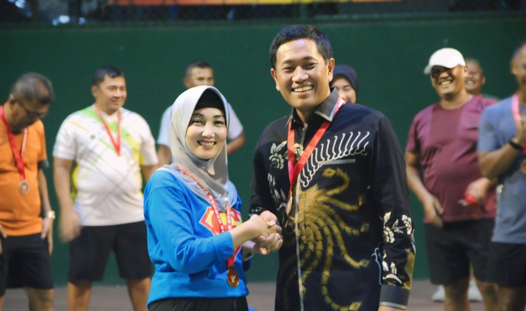 Final Tenis Lapangan POR Kemhan, Juara 1 Diraih Setjen Kemhan