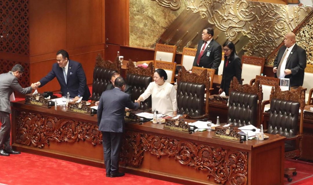 Wamenhan M. Herindra Hadiri Rapat Paripurna DPR RI