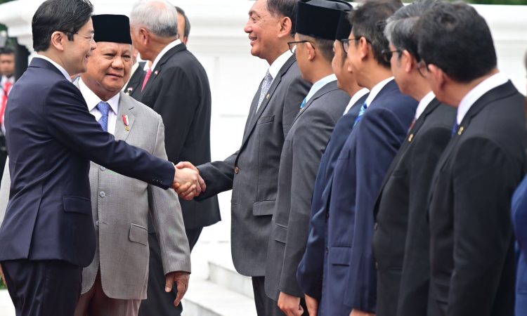 Menhan Sjafrie Dampingi Presiden Prabowo Terima Kunjungan PM Singapura