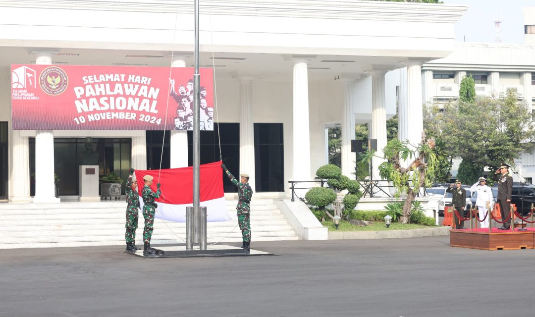 Dirjen Strahan Pimpin Upacara Peringatan Hari Pahlawan