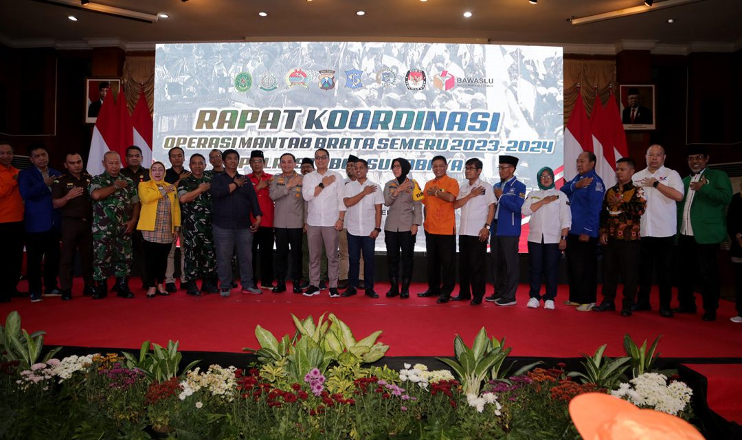 Wali Kota Eri Cahyadi bersama Forkopimda dan perwakilan parpol sepakat deklarasi pemilu damai 2024.