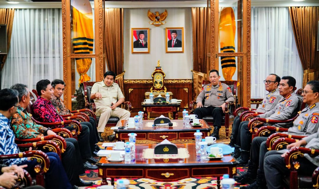 Kapolri-dan-Menteri-Ara-Sepakat-Wujudkan-3-Juta-RumahKapolri-dan.jpeg