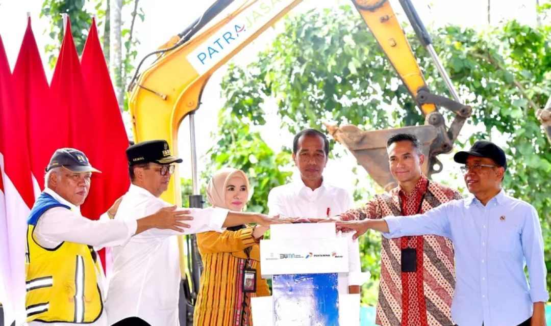 Kolaborasi-Pertamina-Bakrie-Group-Presiden-Jokowi-Lakukan-Groundbreaking-Nusantara-Sustainability-Hub-9-3585695611.jpeg