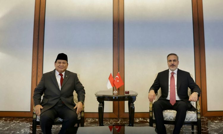 Pertemuan Menhan Prabowo dengan Menteri Luar Negeri Turki Hakan Fidan Bahas Kerja Sama Bilateral dan Situasi Geopolitik