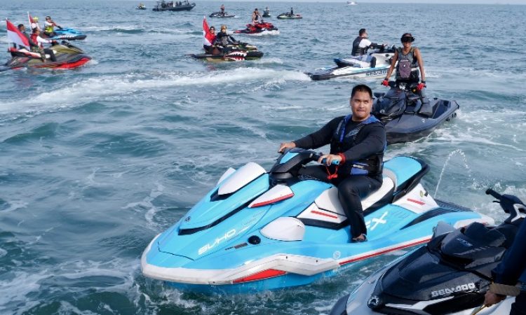 Menpora-Dito-Apresiasi-Jetski-Event-Panglima-TNI-Cup-Sebagai-Ajang.jpg