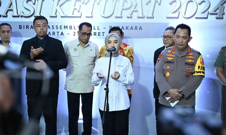 Nicke-Widyawati-Sampaikan-Kesiapan-Pertamina-Jelang-Idulfitri-2024-2-1040719586.jpeg