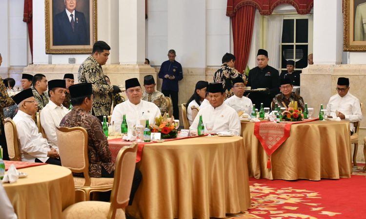 Presiden Jokowi Gelar Buka Puasa Bersama Kabinet Indonesia Maju