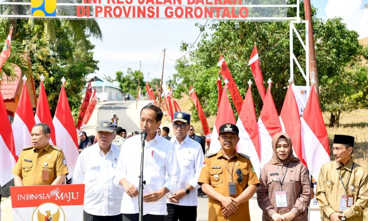 Presiden Jokowi Resmikan Jalan Inpres di Gorontalo, Tingkatkan Akses dan Produktivitas