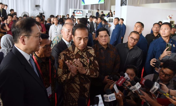 Presiden Jokowi: Semua Data Nasional Harus Direkam Cadang