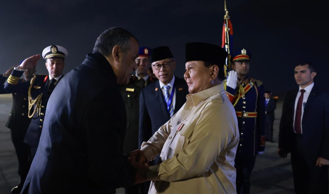 Presiden Prabowo Tiba di Mesir untuk Hadiri KTT D-8