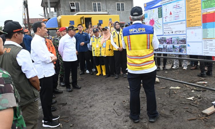 Presiden Tegaskan Pemerintah Bantu Relokasi Korban Banjir dan Bangun Sabo Dam di Sumatera Barat