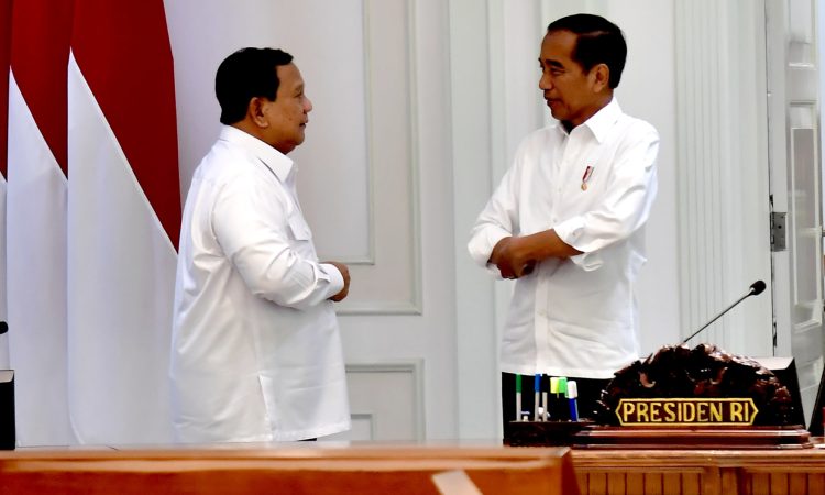 Menhan Prabowo Hadiri Ratas di Istana Kepresidenan, Presiden RI : Waspadai Risiko Ekonomi Dunia