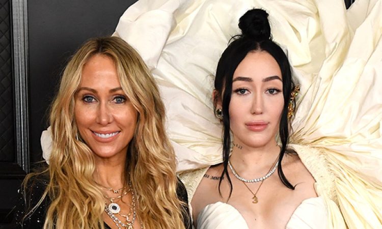 Tish Cyrus and daughter Noah Cyrus