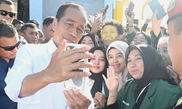 Resmikan Rehabilitasi Infrastruktur Pendidikan di Kalteng, Presiden: Kita Harap Manfaat Hasilkan SDM Unggul