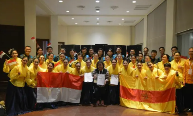 Ubaya Choir berhasil memborong penghargaan dalam International Choral Competition 2023. (Foto: Ubaya)