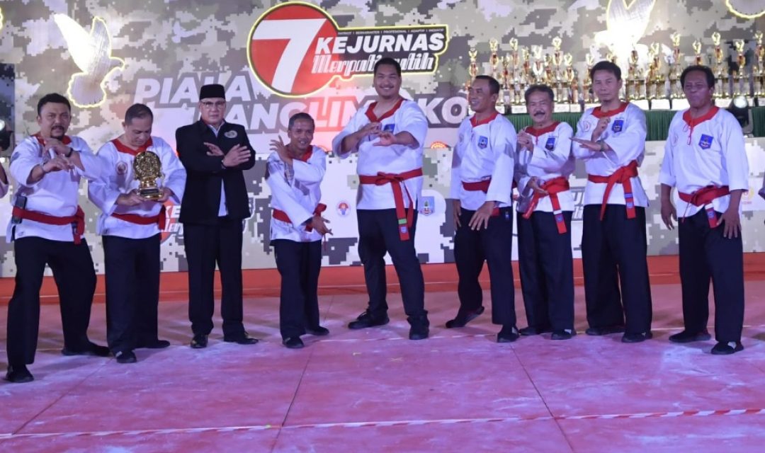 Wakili-Presiden-Prabowo-Menpora-Dito-Buka-Kejurnas-Merpati-Putih-Piala.jpg