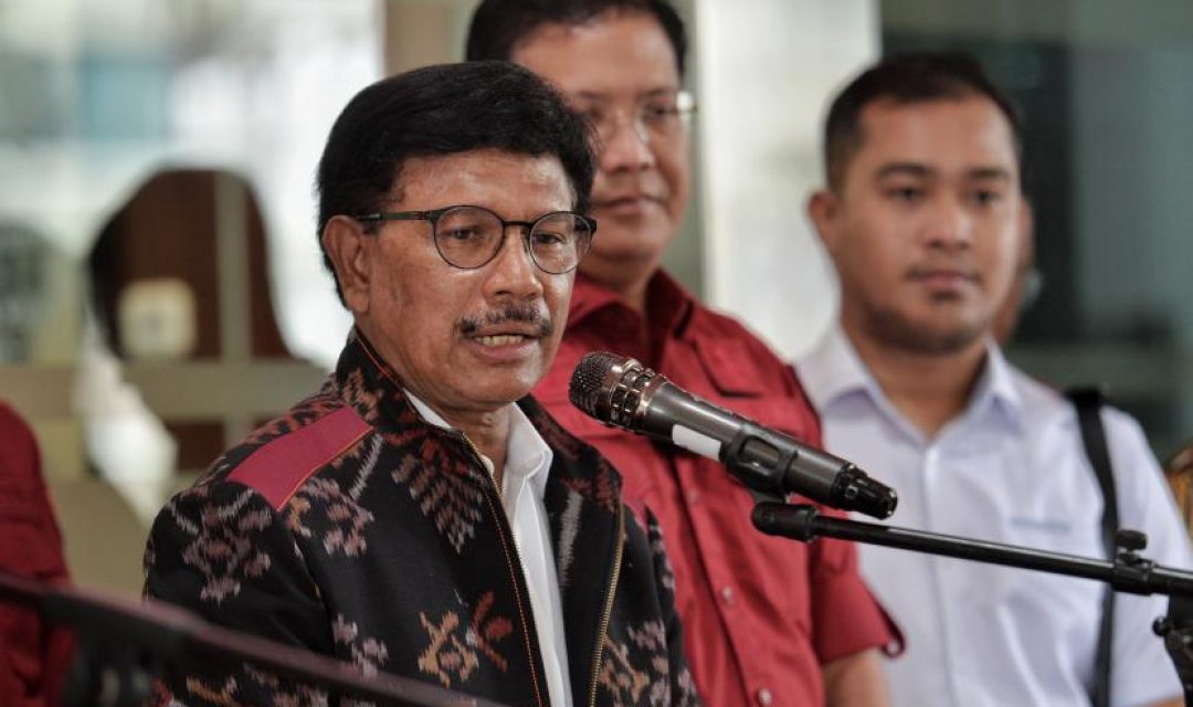 Menteri Komunikasi dan Informatika (Menkominfo) Johnny G Plate, pada Rabu (17/5/2023) ditetapkan sebagai dugaan kasus dugaan korupsi proyek BTS Kemenkominfo oleh Kejaksaan Agung dan langsung ditahan. (ilustrasi)