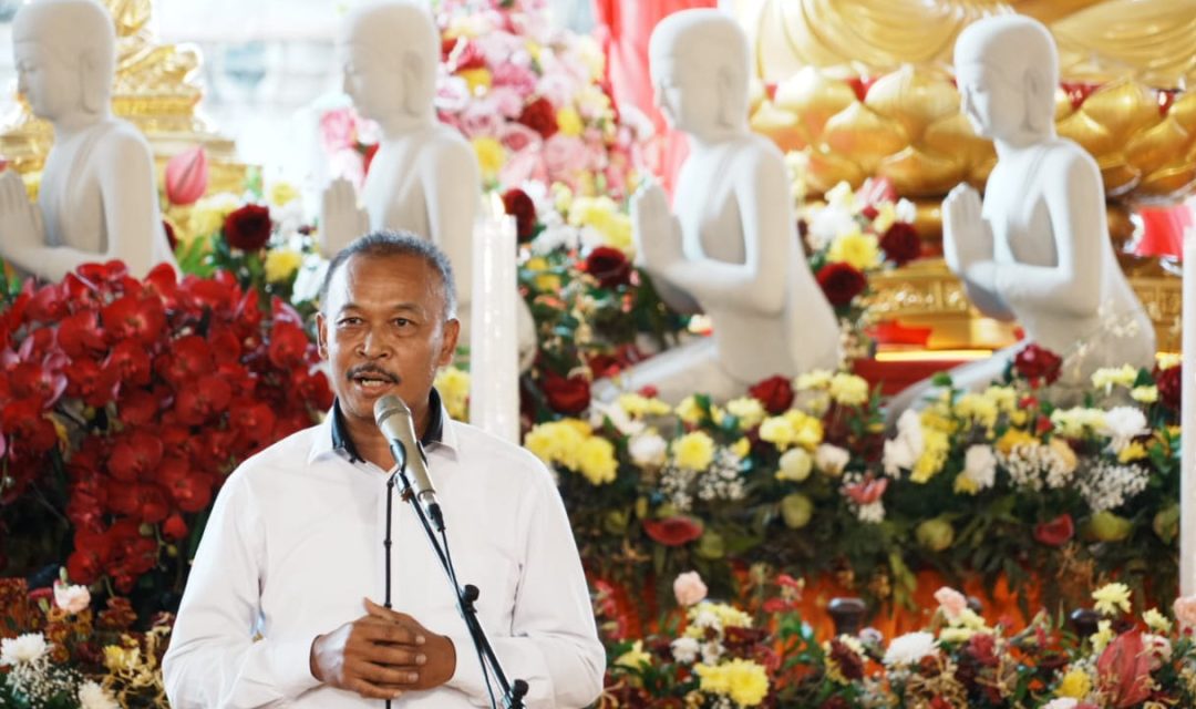 Direktur Urusan dan Pendidikan Agama Buddha Kementerian Agama Nyoman Suriadarma