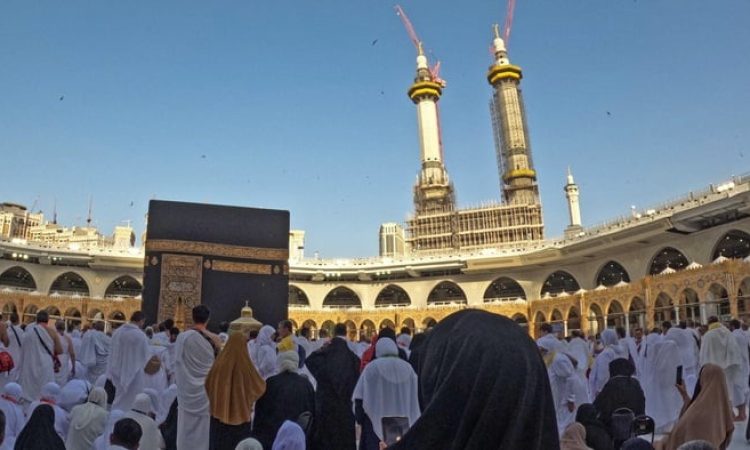 Suasana Masjidil Haram yang panas (Dok. Antara)