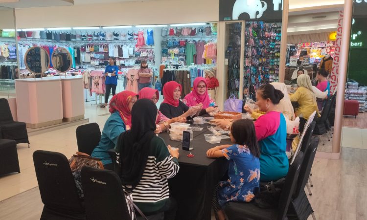 Pelatihan Creative Workshop di Royal Plaza Surabaya