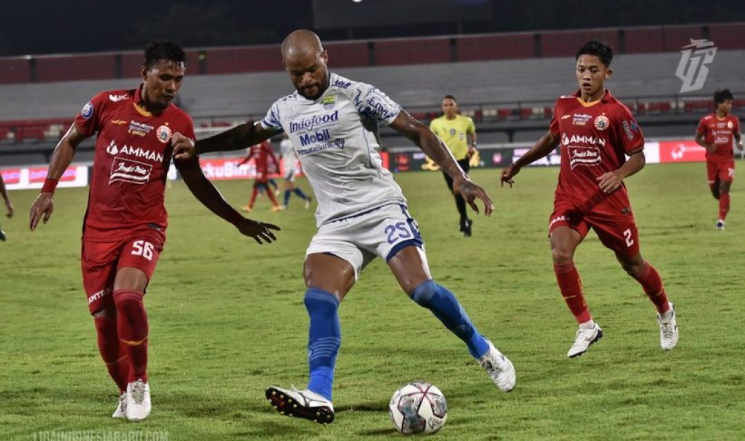 david-da-silva-menggila-persib-bandung-juara-bri-liga-1-2021-2022-vUthfTkYuG