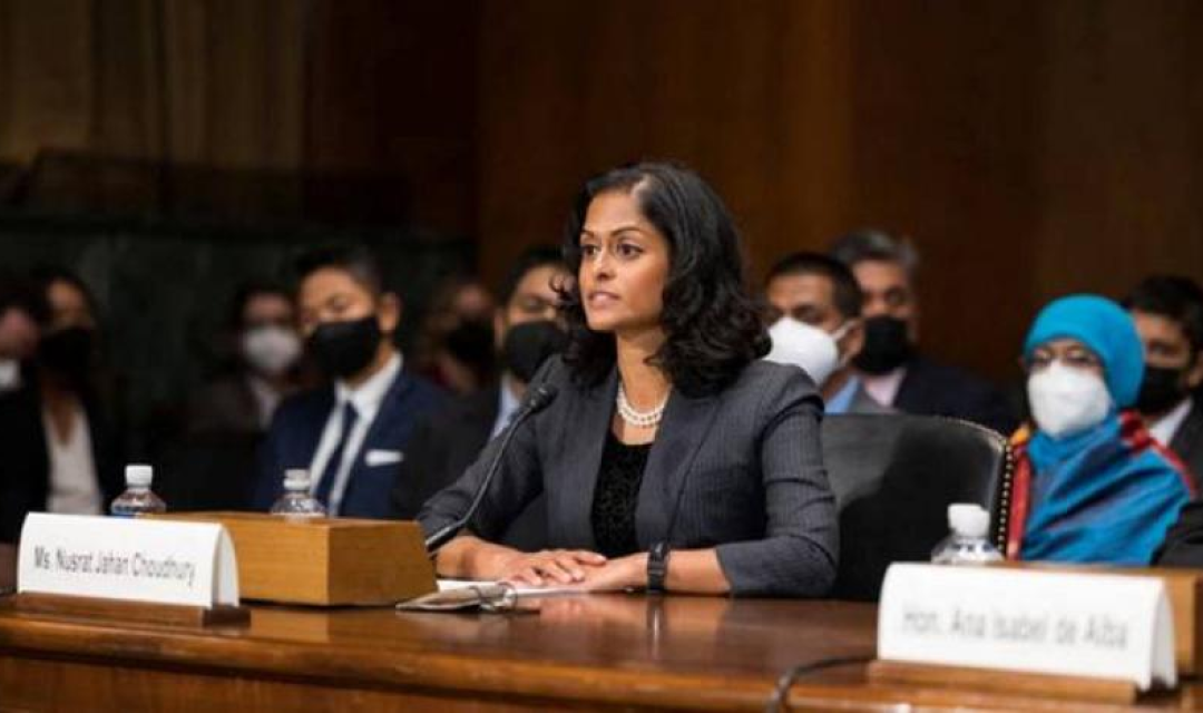 Senat Amerika Serikat (AS) telah mengonfirmasi Nusrat Jahan Choudhury sebagai wanita Muslim pertama dan orang Amerika-Bangladesh pertama yang menjabat sebagai hakim federal.