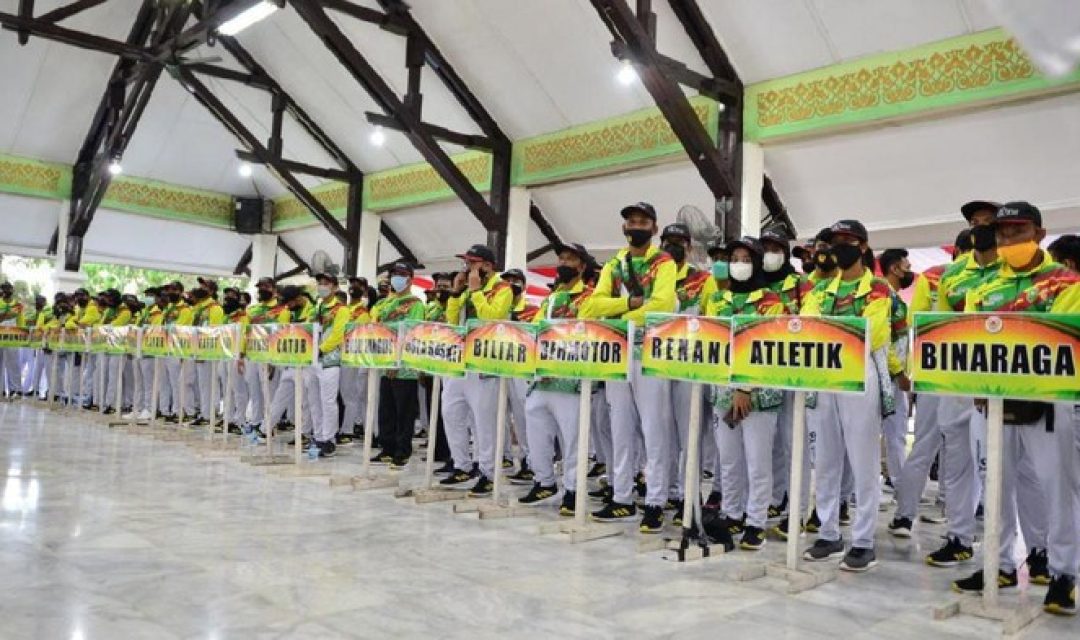 pelepasan-atlet-pon-oleh-gubernur-riau_169