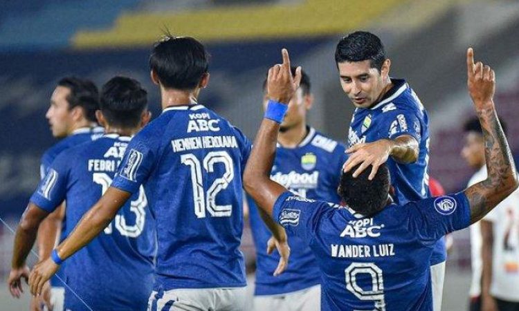 persib-bandung-vs-persipura-jayapura-31-oktober-2021