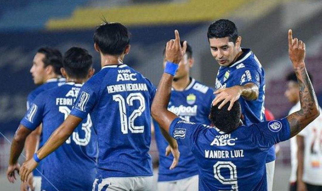 persib-bandung-vs-persipura-jayapura-31-oktober-2021