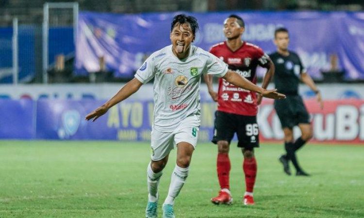 striker loal persebaya Samsul Arif